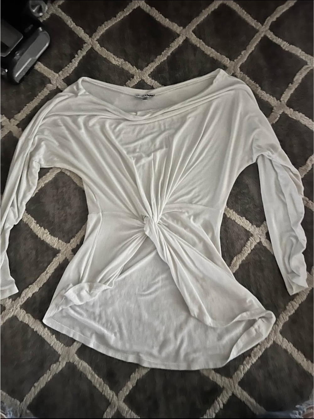 Fashion Nova White Twist-Front Long Sleeve Top